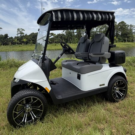 2026 E-Z-GO RXV2 ELITE – BRIGHT WHITE